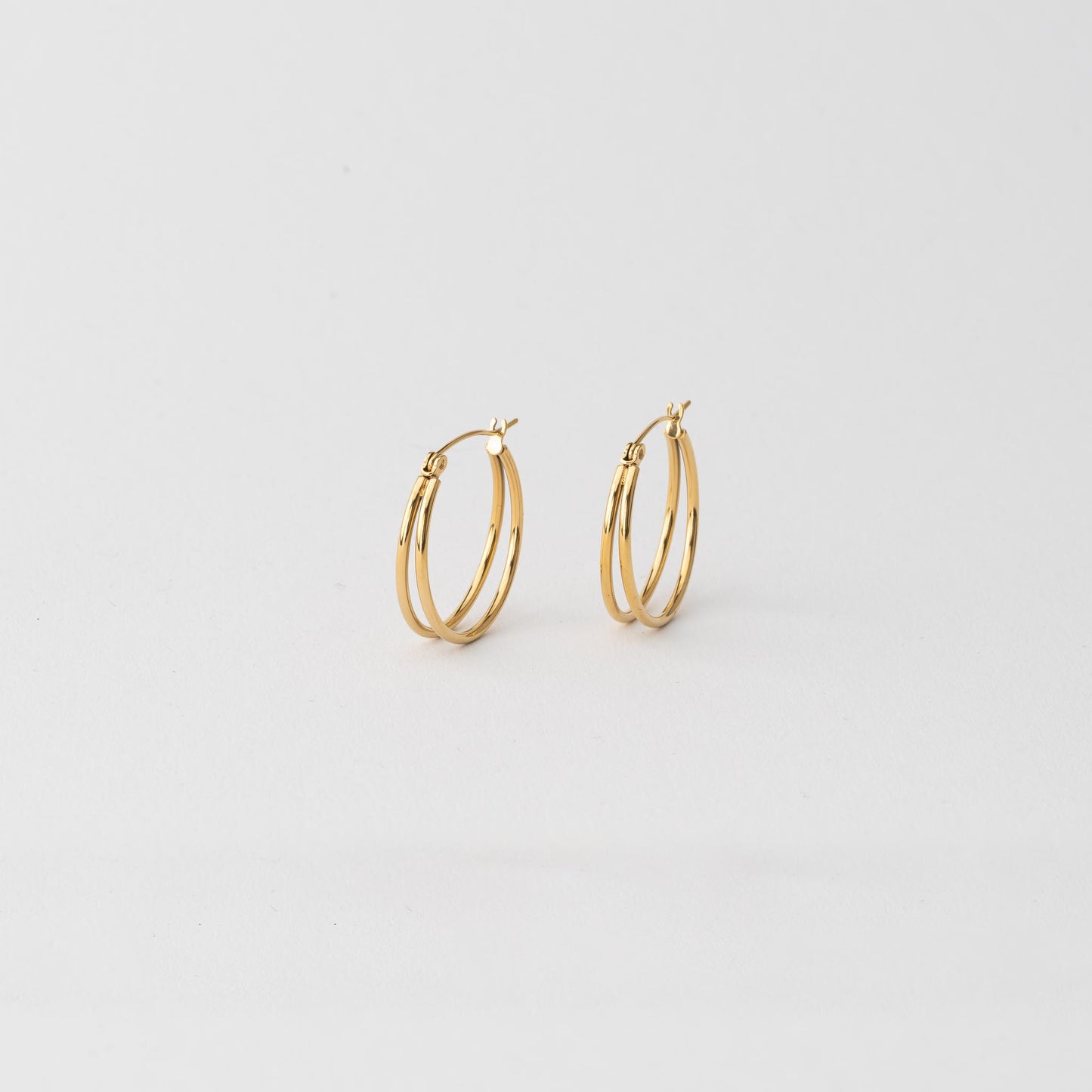 Bella - Hollow Hoops